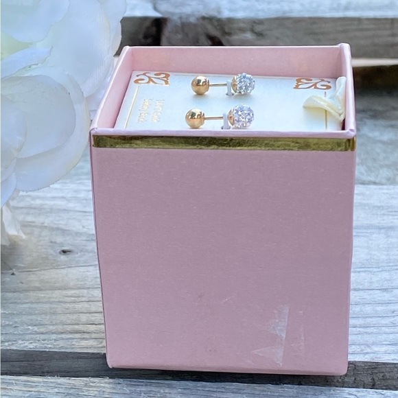 NWT NIB CHILDREN’S CRYSTAL FIREBALL AND GOLD BALL REVERSIBLE STUD EARRINGS - Picture 7 of 9